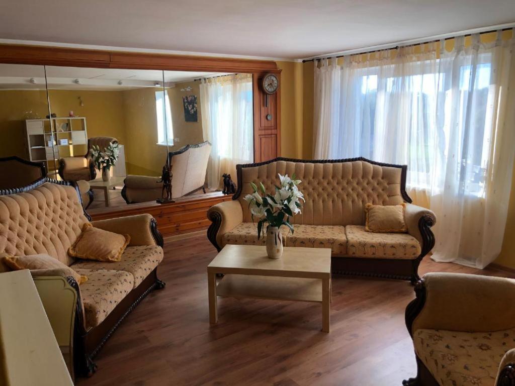 3 Apartment ซีกูลดา ภายนอก รูปภาพ